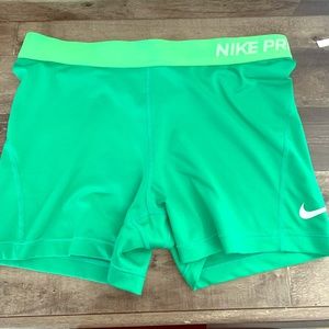 Women’s Nike spandex